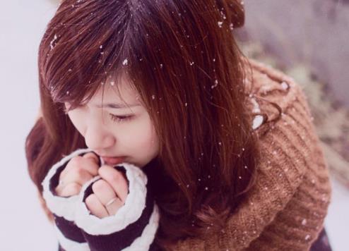冬季手脚冰凉怎么办?女人手脚冰凉多喝羊肉汤