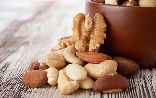8种清血管食物 常吃软化血管不堵塞一辈子远离脑梗