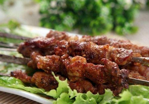 羊肉怎么烤比较嫩 吃的禁忌有哪些