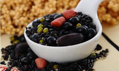 多吃这三种食物，可以做到养胃护肾和养颜美容