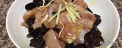 鸡肉可以和白萝卜一起炖汤吗